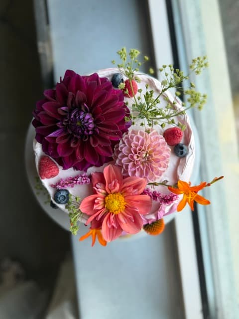 Overhead floral cake